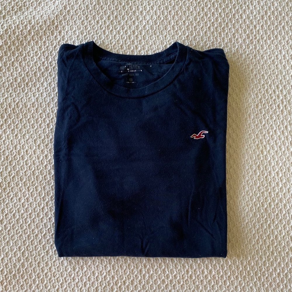 Hollister Must-Have Crew Neck Tee